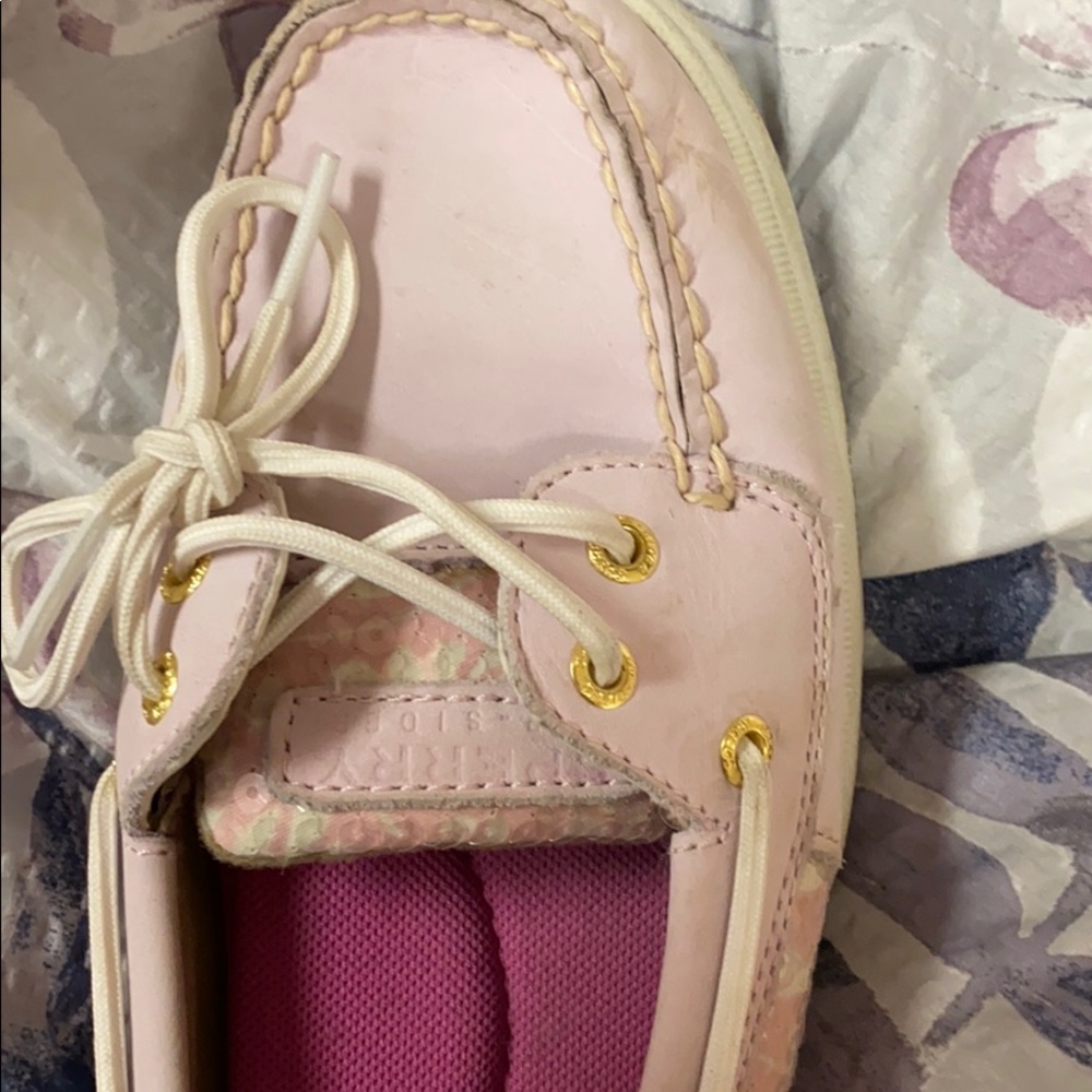 Pink sperry’s - Picture 6 of 10